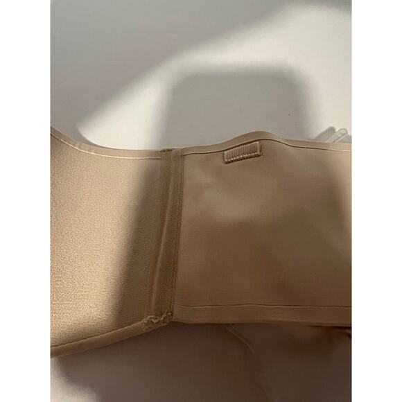 NWT Evelyn & Bobbie Women's Everyday Bustier Strapless Bra Cream 08.14.098 (36D) - Picture 7 of 13
